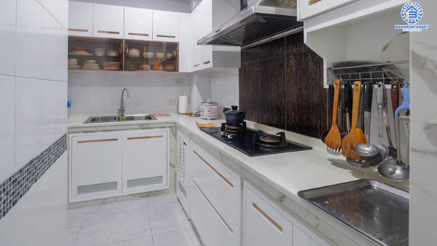 *****ทาวน์โฮมมือสอง ห้องมุม! ม.วิชั่นสมาร์ทไลฟ์ สถานีรถไฟฟ้าบางพลู-รัตนาธิเบศร์ 3 ชั้น เนื้อที่ 22.7 ตร.ว พร้อมฟังก์ชั่น 3 ห้องนอน 3 ห้องน้ำ 2 ที่จอดรถ บนพื้นที่ใช้สอย 135 ตร.ม. บ้านใหม่ สภาพดี แถมเฟอร์นิเจอร์ทั้งหลัง เข้าอยู่ได้ทันที การเดินทางสะดวกสบายเข้า-ออกได้หลายเส้นทาง ใกล้รถไฟฟ้าสาย สีม่วง "สถานีบางพลู"